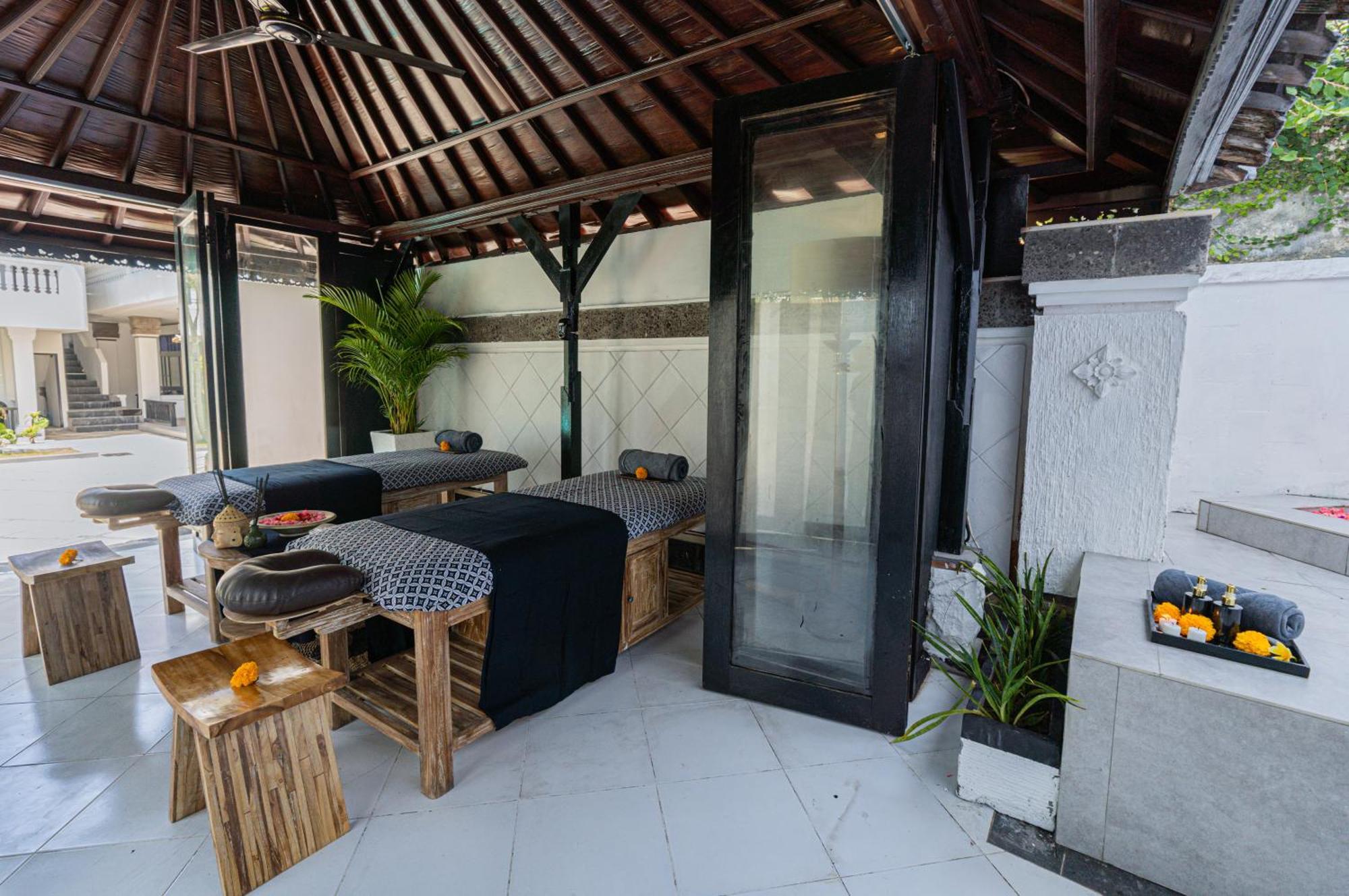 فندق Casa Wina Kuta كوتا المظهر الخارجي الصورة
